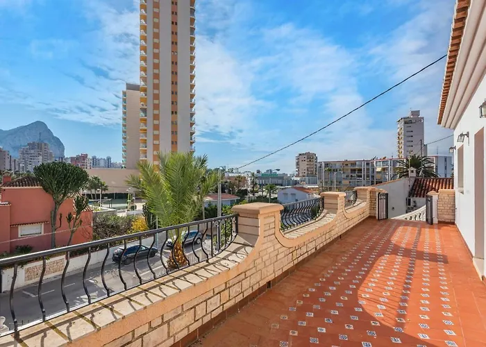 Villa Caleta - Plusholidays *