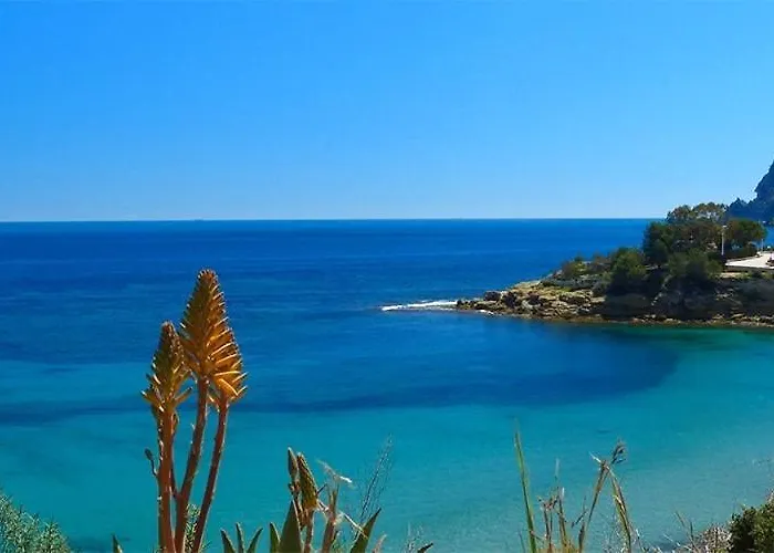 Caleta - Plusholidays