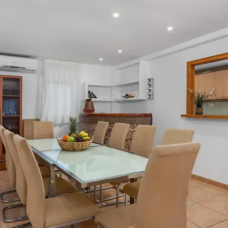 Caleta - Plusholidays